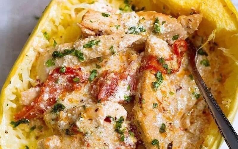 Cheesy Italian Chicken Spaghetti Squash Casserole